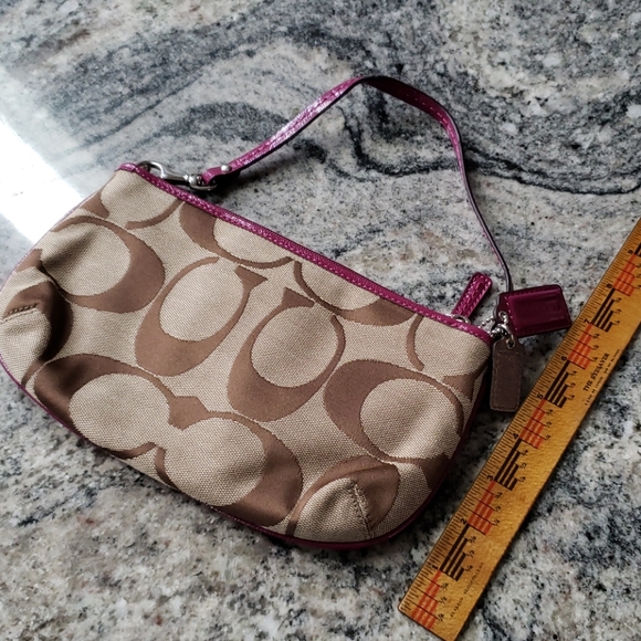 Coach Large Signature Wristlet - Picture 7 of 16